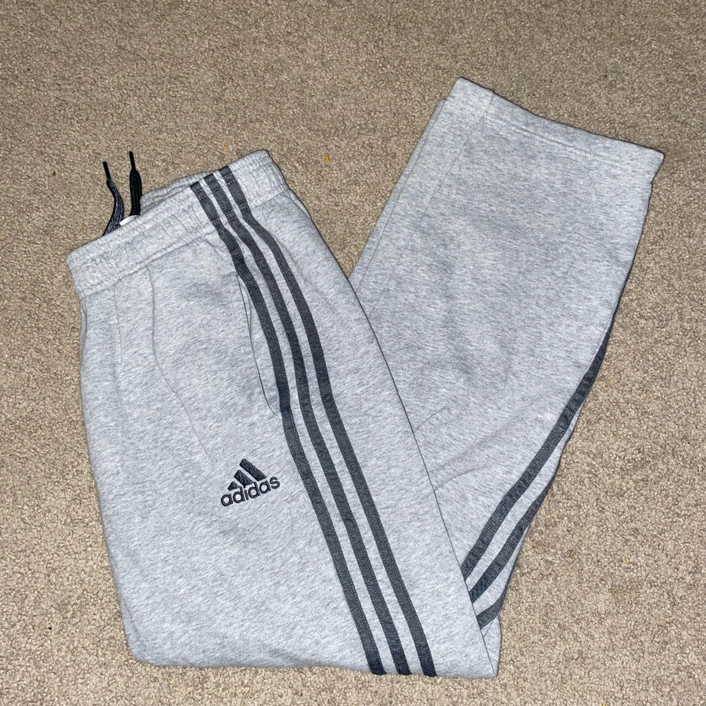Adidas sweatpants
